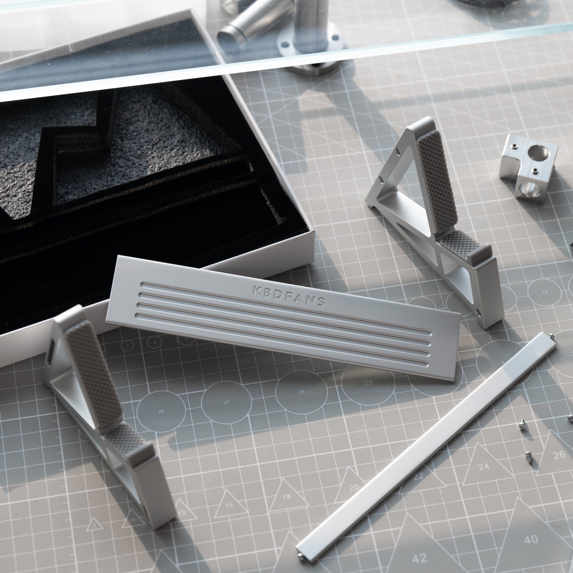 KBDfans Aluminum Keyboard Stand 3