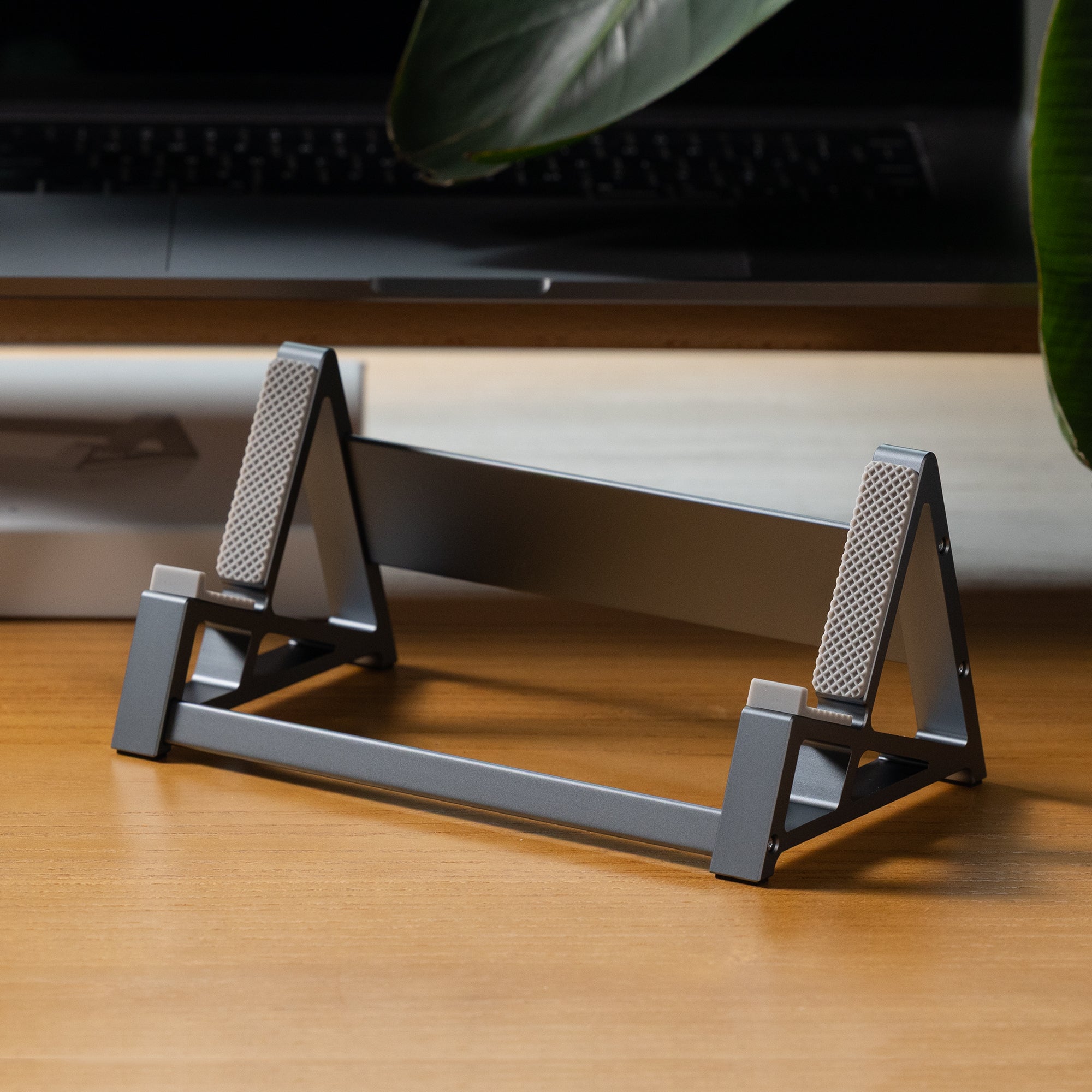 KBDfans Aluminum Keyboard Stand 4