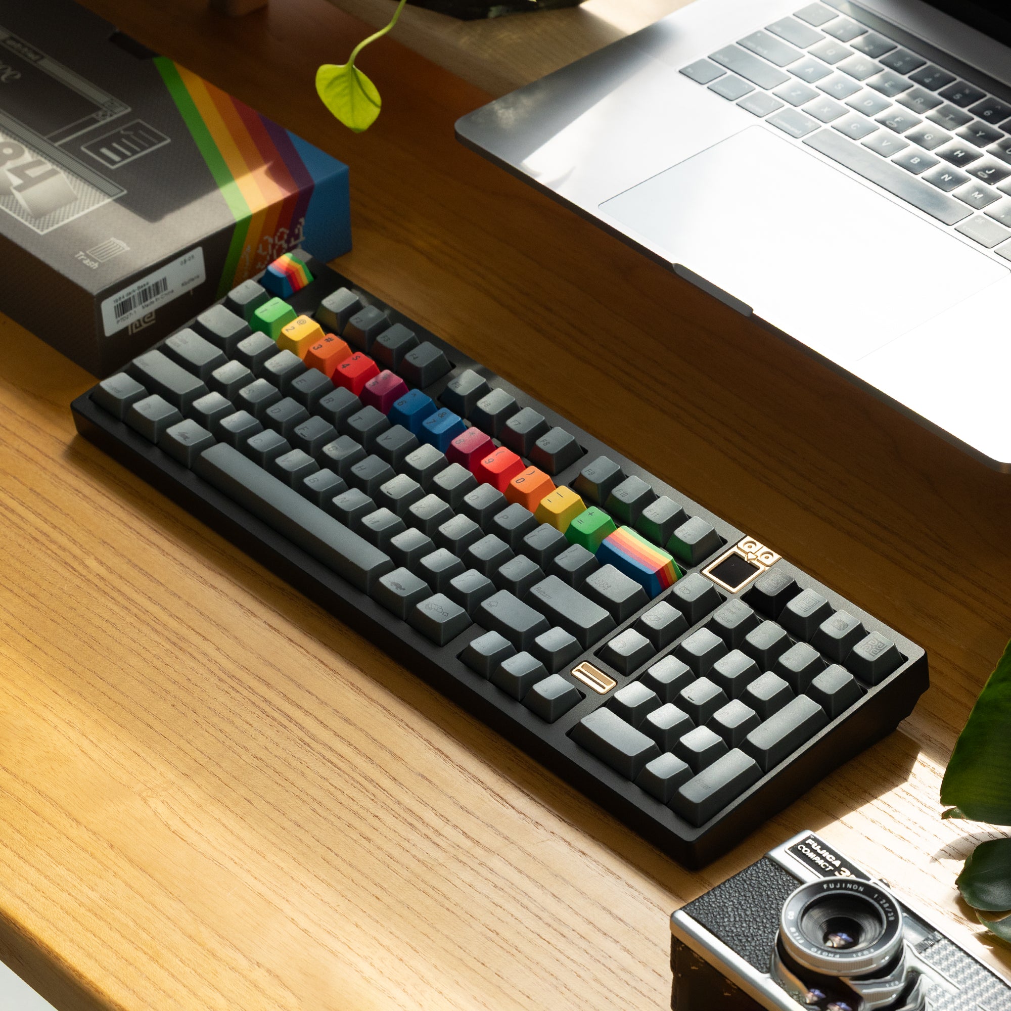 KBDfans Ready to use Athena 1800 with PBTfans 1984 Dark