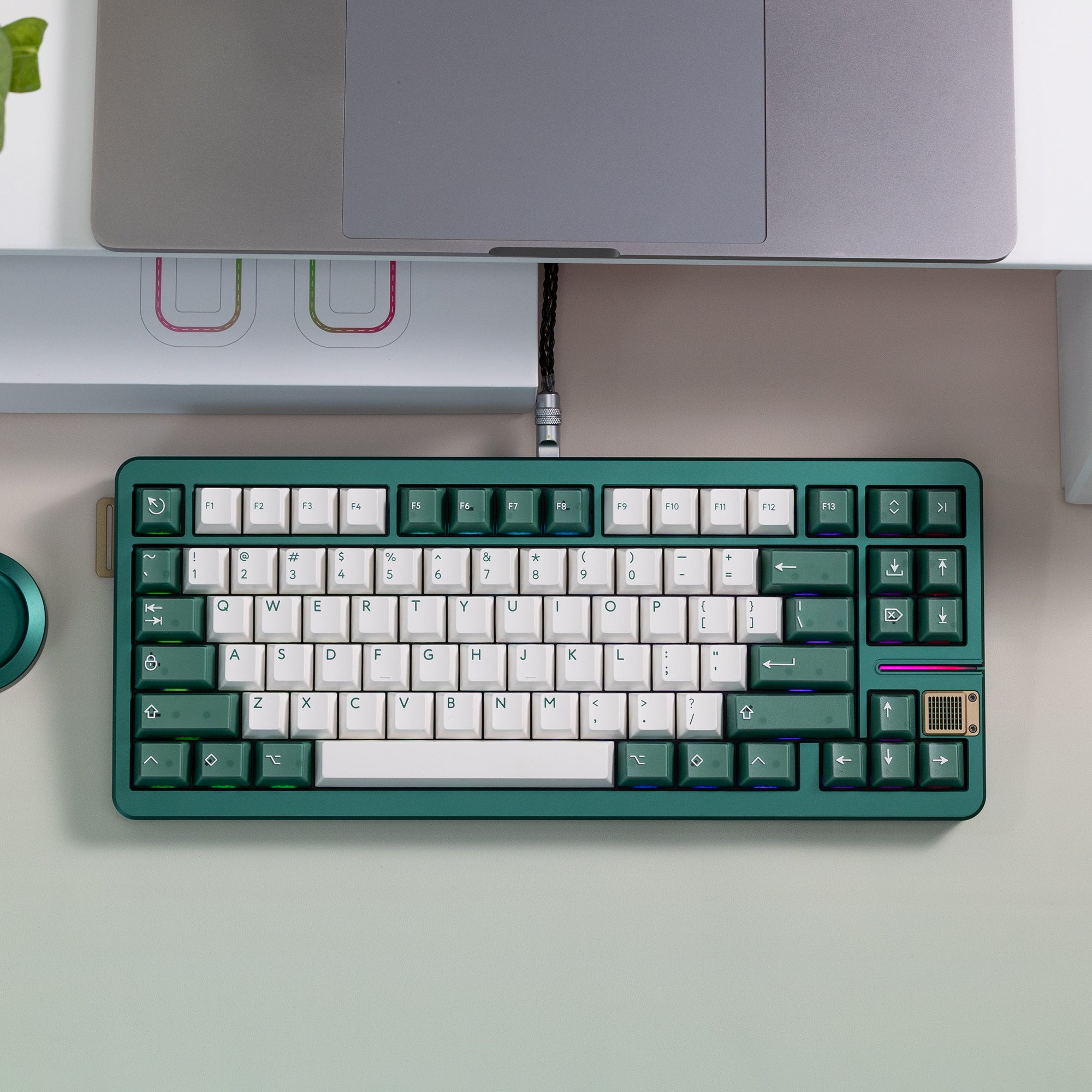 KBDfans Ready To Use GT-80 Hotswap version with PBTfans TransGreen