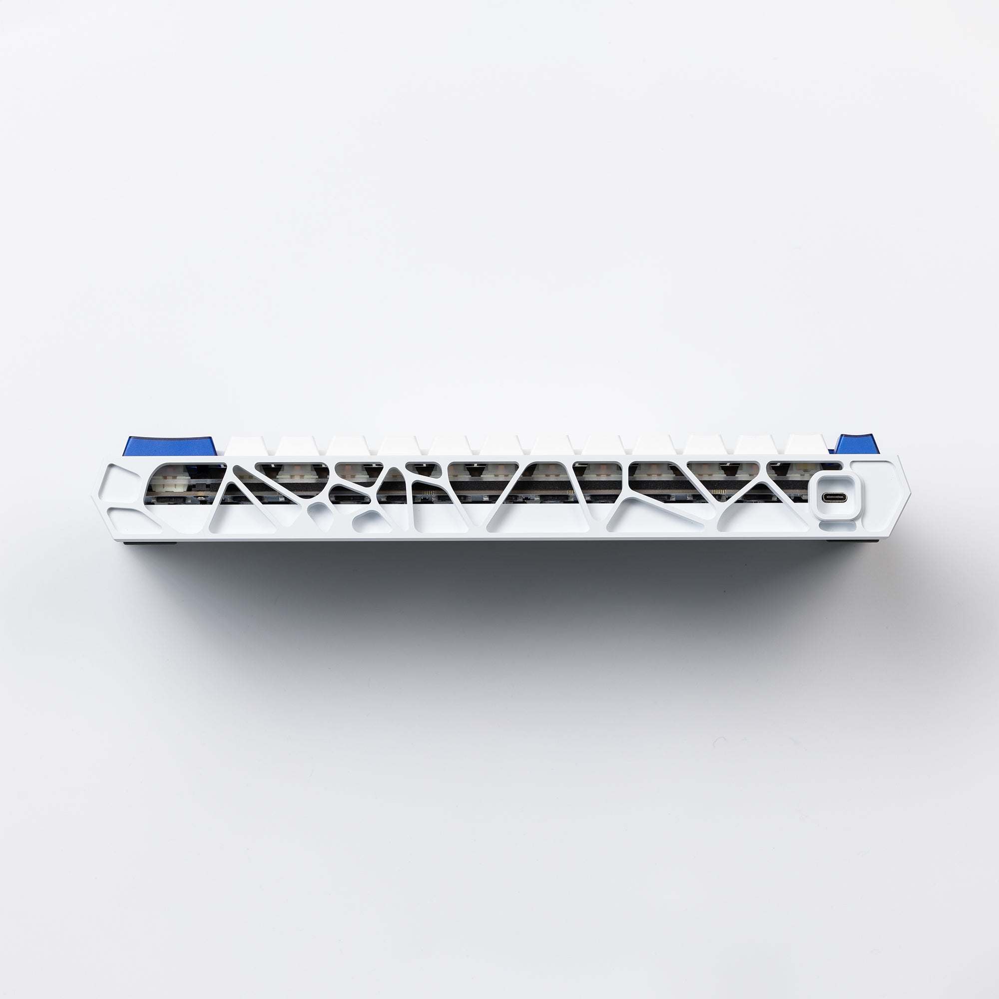 KBDfans Ready to use Holy60 Keyboard with PBTfans Klein Blue R3 5